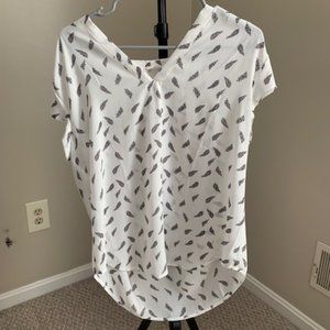 Fun2Fun Lillian V Neck Blouse Large Off White - NWT